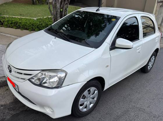 TOYOTA ETIOS 1.3 X 16V FLEX 4P MANUAL